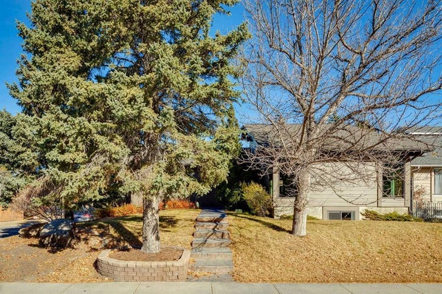 3020 Palliser Drive Sw, Calgary