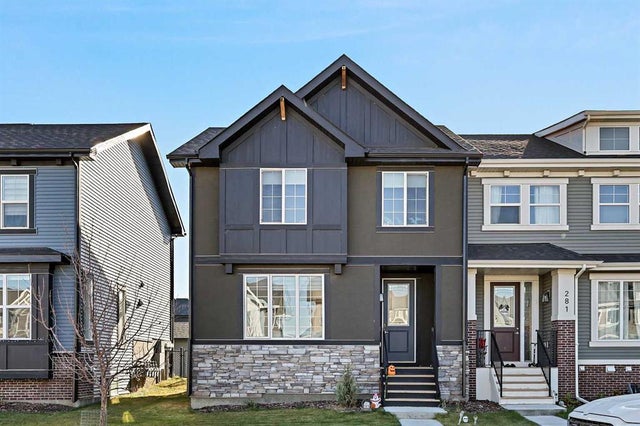 277 Waterford Boulevard, Chestermere