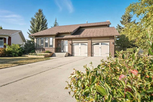 30 Comfort Close, Red Deer