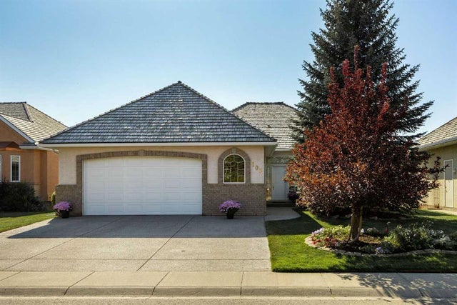103 West Terrace Point, Cochrane