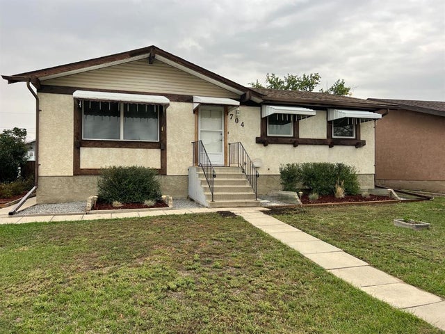 704 Bankview Drive, Drumheller