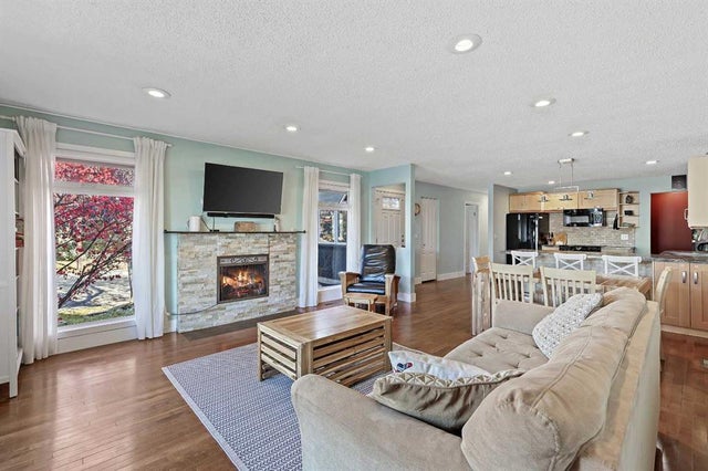 52 Sunhurst Road Se, Calgary