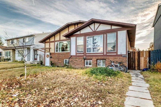 11 Falsby Way Ne, Calgary