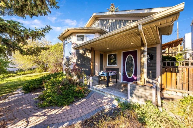 906 Drury Avenue Ne, Calgary