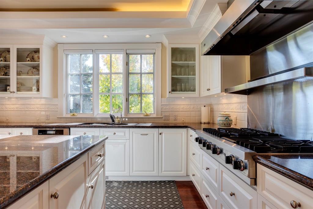 126 Eagle Ridge Drive Sw Calgary Alberta T2V 2V4 Eagle Ridge Home For Sale