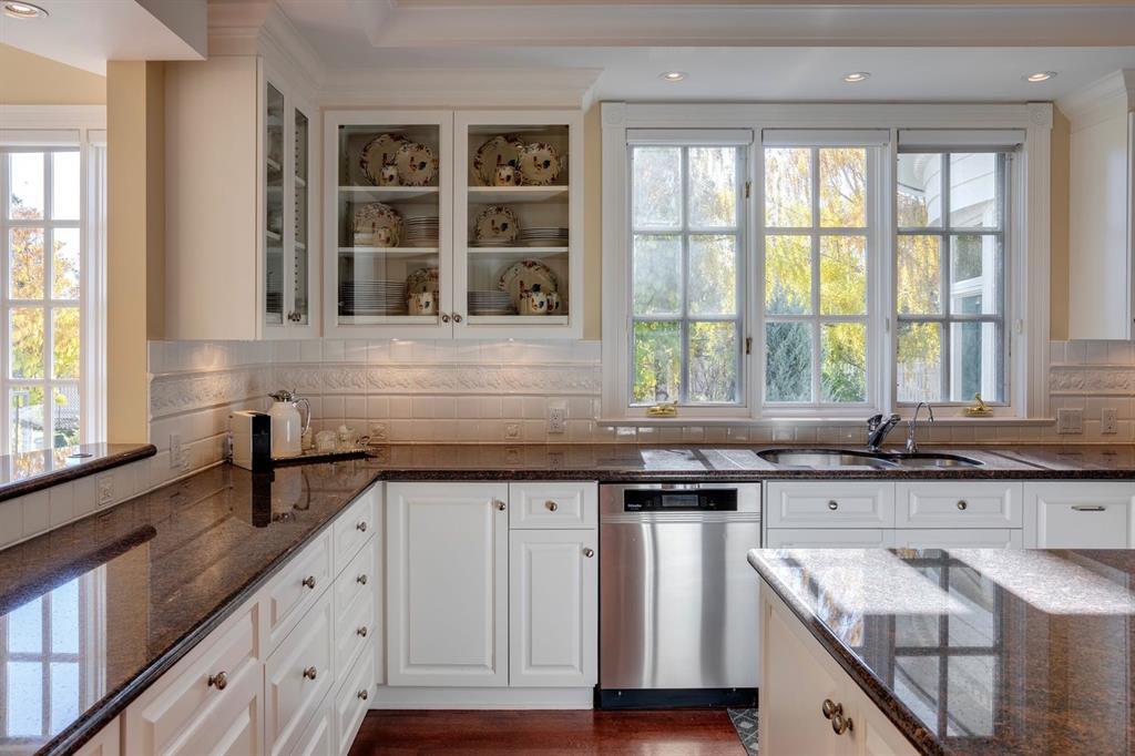 126 Eagle Ridge Drive Sw Calgary Alberta T2V 2V4 Eagle Ridge Home For Sale