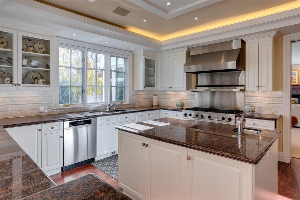 126 Eagle Ridge Drive Sw Calgary Alberta T2V 2V4 Eagle Ridge Home For Sale