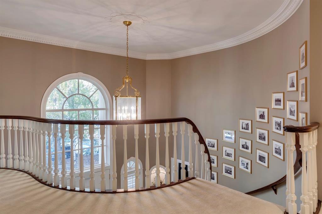 126 Eagle Ridge Drive Sw Calgary Alberta T2V 2V4 Eagle Ridge Home For Sale