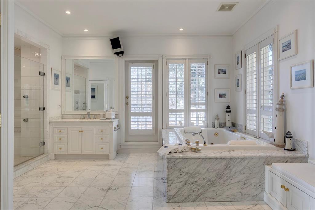 126 Eagle Ridge Drive Sw Calgary Alberta T2V 2V4 Eagle Ridge Home For Sale