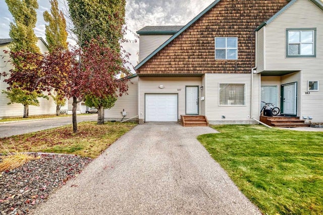 187 Bridlewood View Sw, Calgary