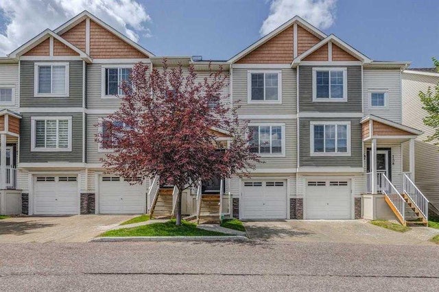 136 Pantego Lane Nw, Calgary