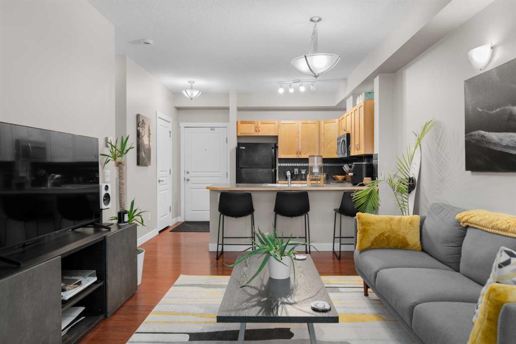 1111, 211 Aspen Stone Boulevard Southwest, Calgary – Residential Apartment Listing Photo 7