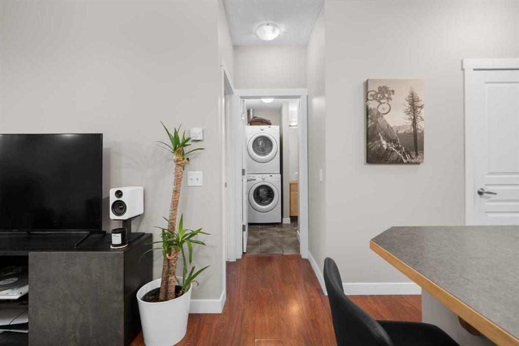 1111, 211 Aspen Stone Boulevard Southwest, Calgary – Residential Apartment Listing Photo 8