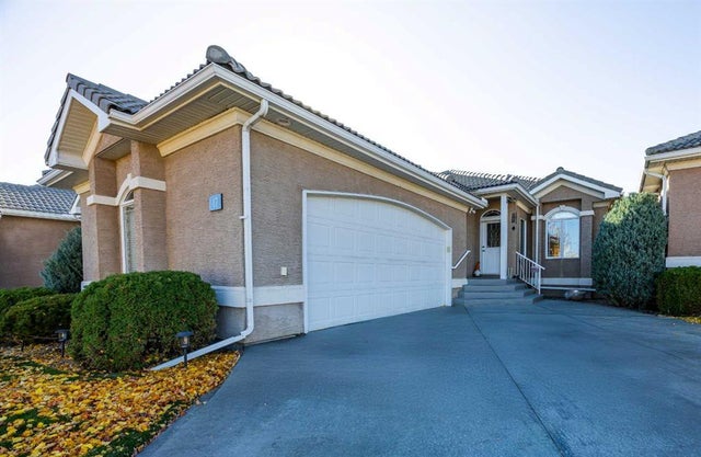17 River Ridge Link Nw, Medicine Hat
