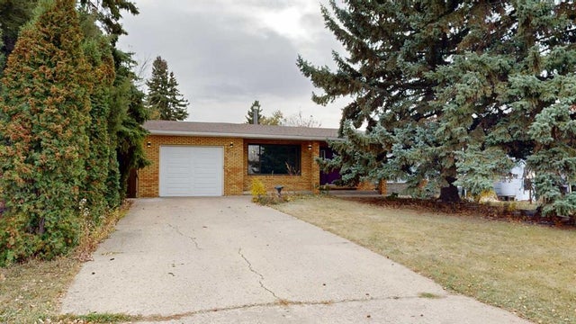 6117 51 Avenue, Stettler