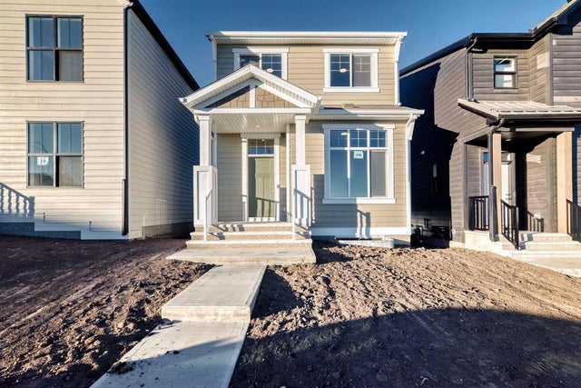 1058 Sawgrass Link Nw, Airdrie