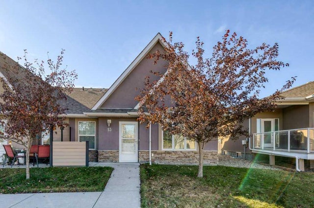 13, 24 River Heights View, Cochrane
