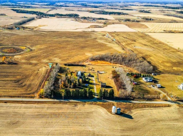 32026 305, Rural Mountain View County