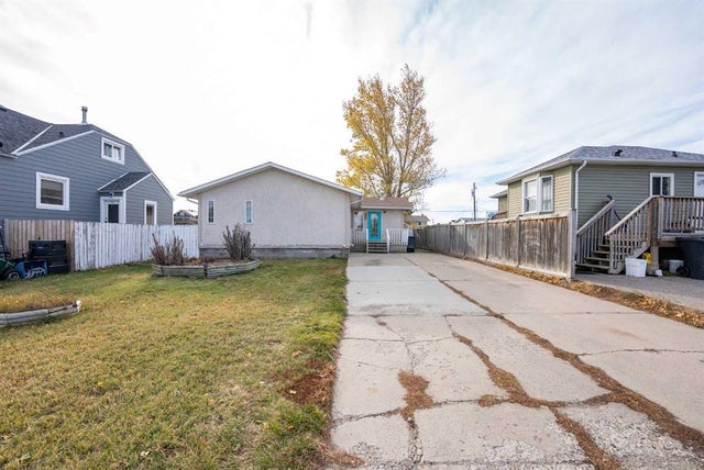 118 2 Street, Shaughnessy