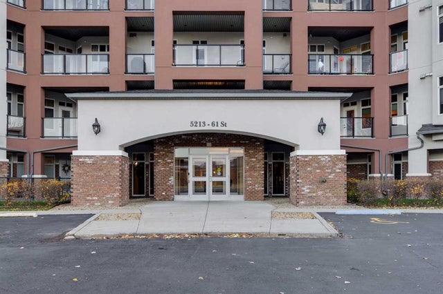 211, 5213 61 Street, Red Deer