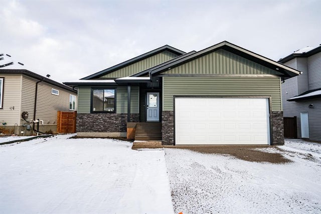 7512 37a Avenue, Camrose