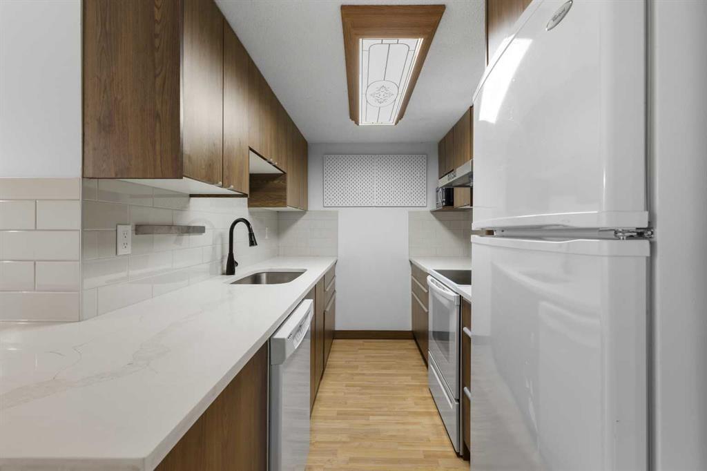 72, 1055 72 Avenue Nw Calgary Alberta T2K 5S4 Huntington Hills Home For Sale