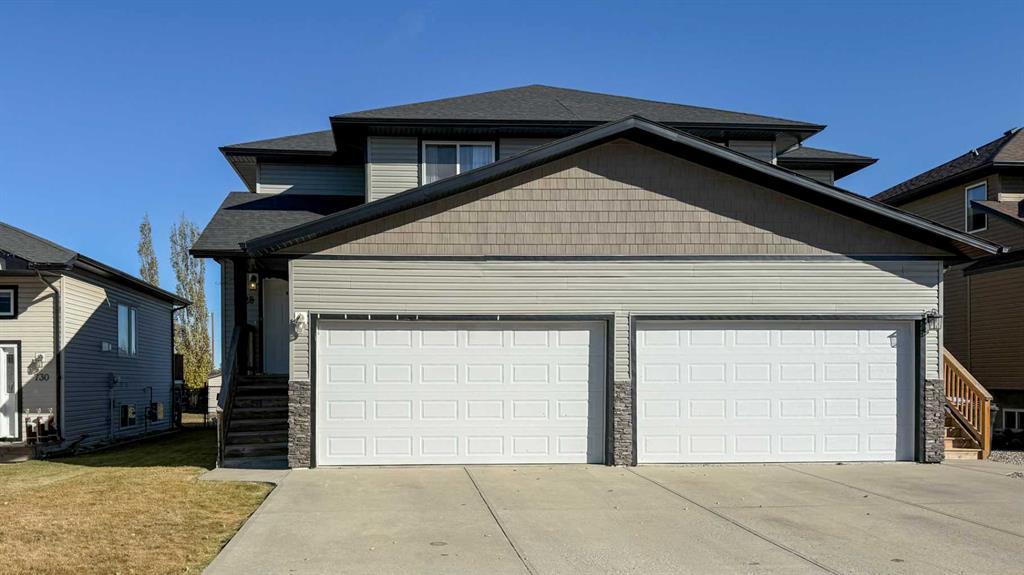 728 Carriage Lane Drive, Carstairs