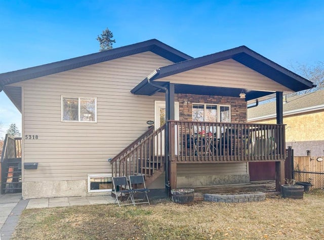 5318 54 Street, Camrose