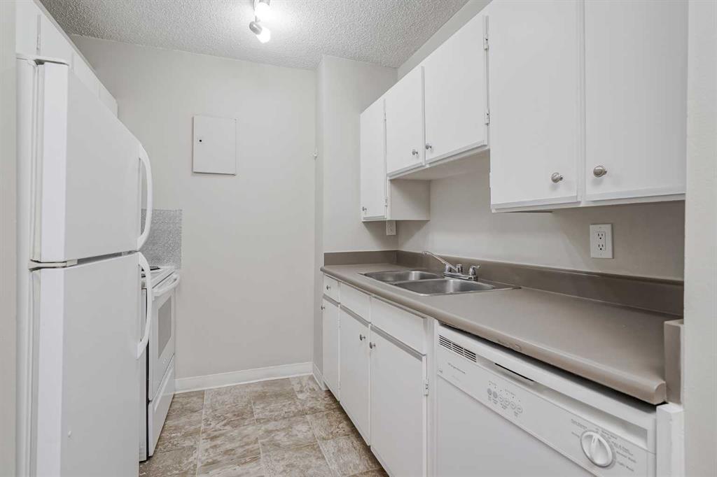 514, 4944 Dalton Drive Northwest, Calgary – Residential Apartment Listing Photo 3