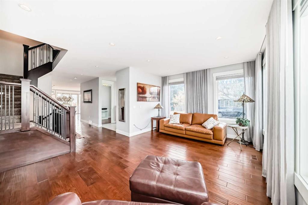 4640 15 Avenue Northwest, Calgary – Residential Semi Detached Listing Photo 10