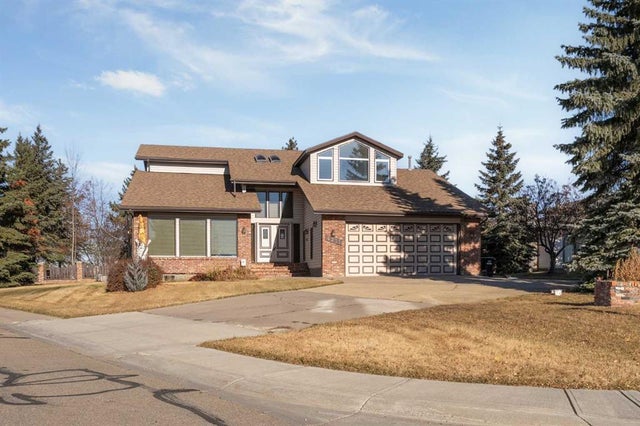 4211 69 Street, Camrose