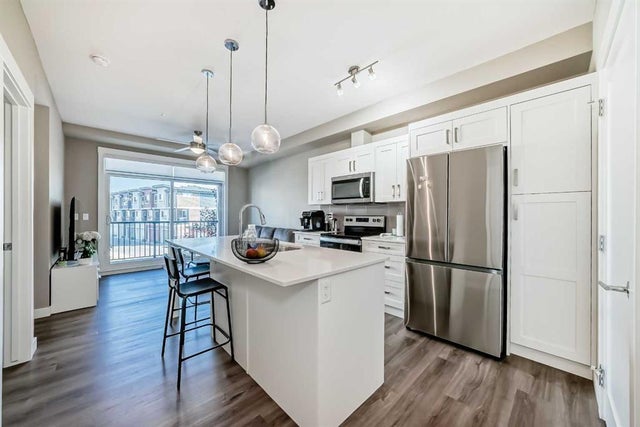 207, 40 Walgrove Walk Se, Calgary