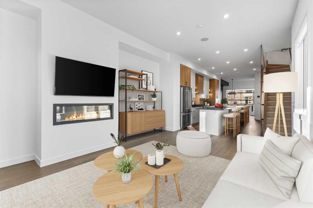 2100 17a Street Sw, Calgary