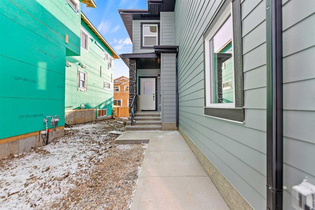 291 Waterford Road, Chestermere – Residential Semi Detached Listing Photo 2