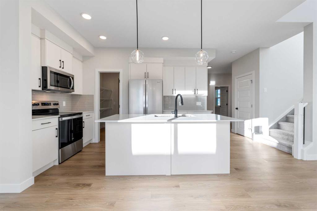 291 Waterford Road, Chestermere – Residential Semi Detached Listing Photo 5