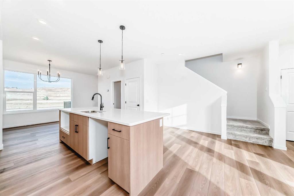 406 Heartland Way, Cochrane – Residential Detached Listing Photo 4