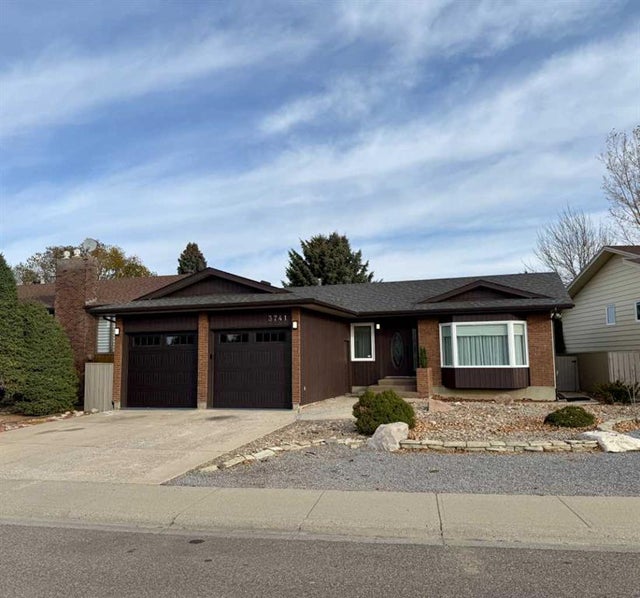 3741 Redwood Road S, Lethbridge