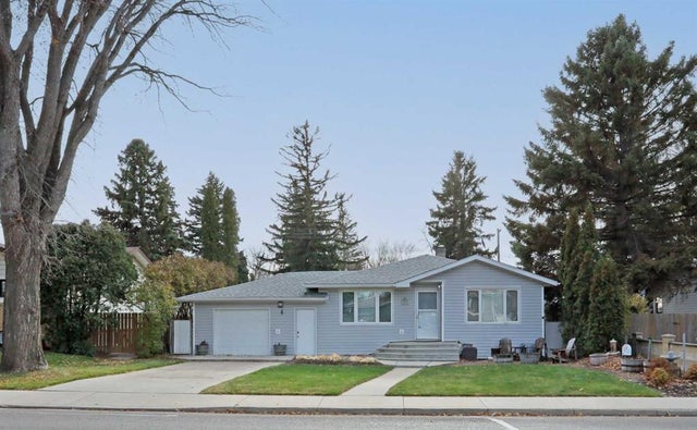 519 2 Avenue W, Brooks