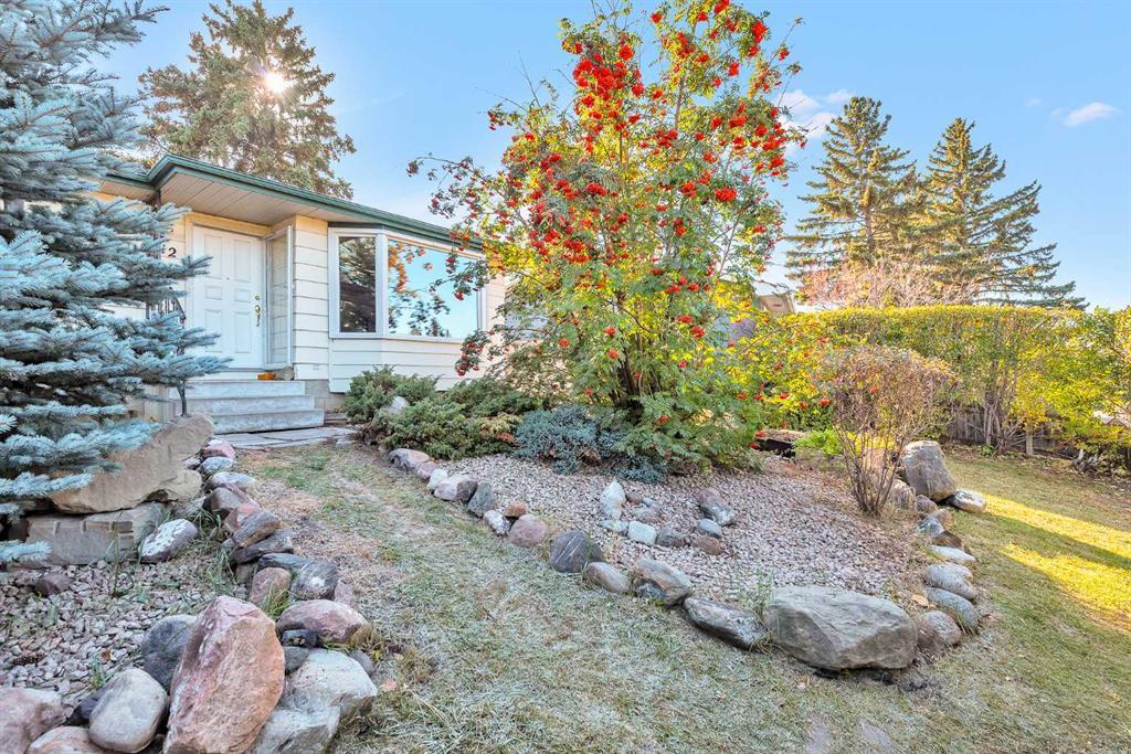 212 Dovercrest Place SE, Calgary