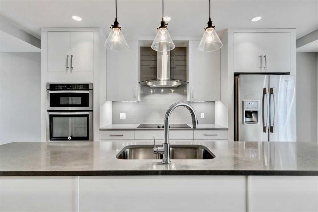 208, 2717 17 Street Sw, Calgary