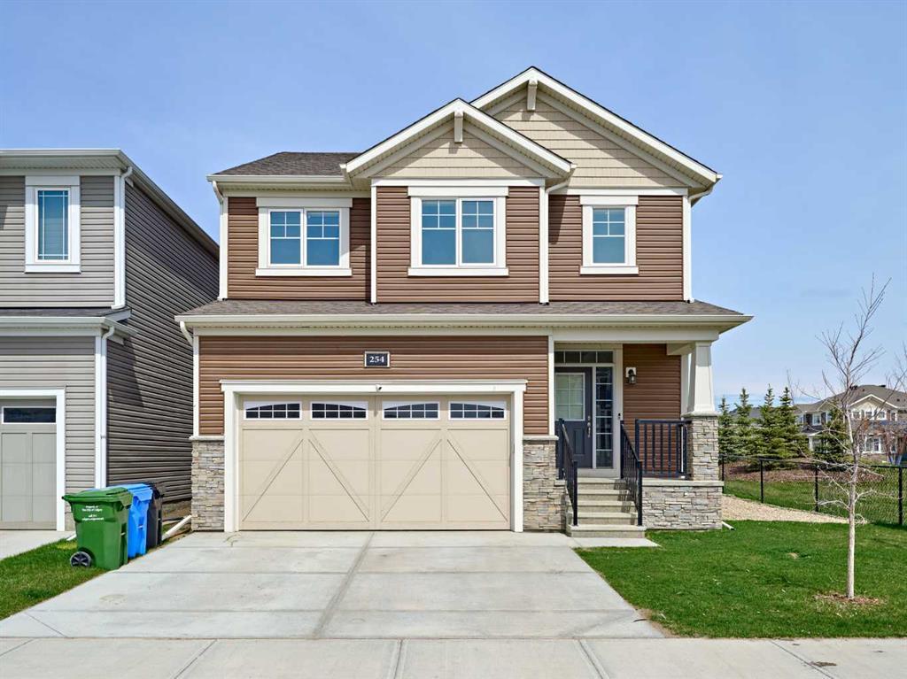 254 Carringham Road Nw, Calgary