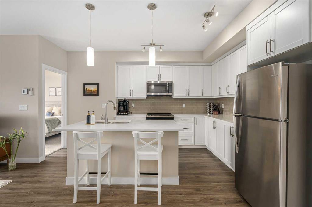 204, 300 Auburn Meadows Manor Se, Calgary