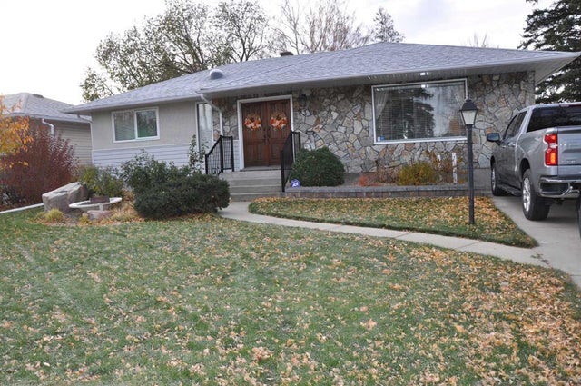 2310 10a Avenue S, Lethbridge