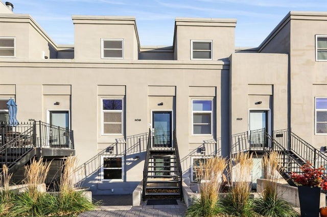 108 18 Avenue Se, Calgary