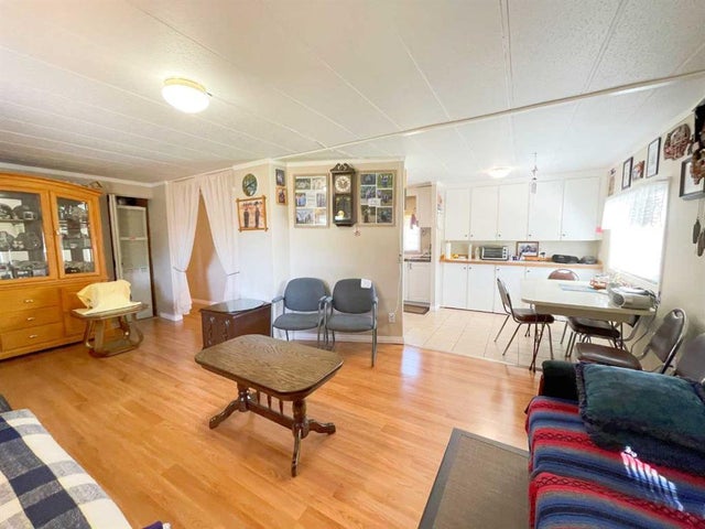 331 Armstrong Street, Carmangay