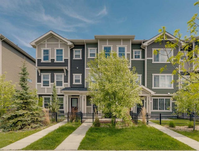 140 Sundown Road, Cochrane