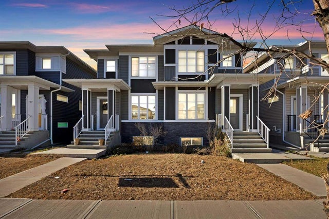 121 Corner Meadows Gate Ne, Calgary