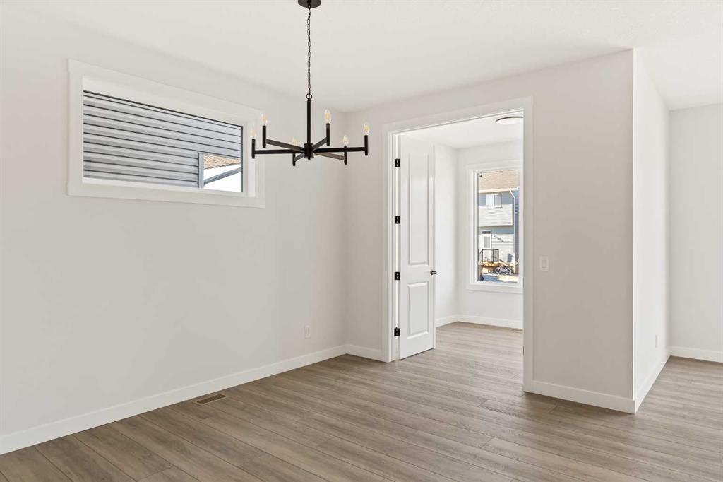 152 Creekstone Circle Southwest, Calgary – Residential Detached Listing Photo 13