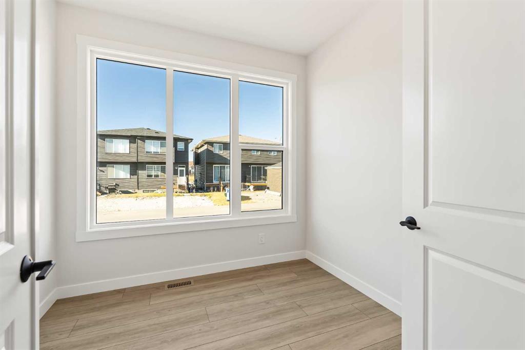 152 Creekstone Circle Southwest, Calgary – Residential Detached Listing Photo 14