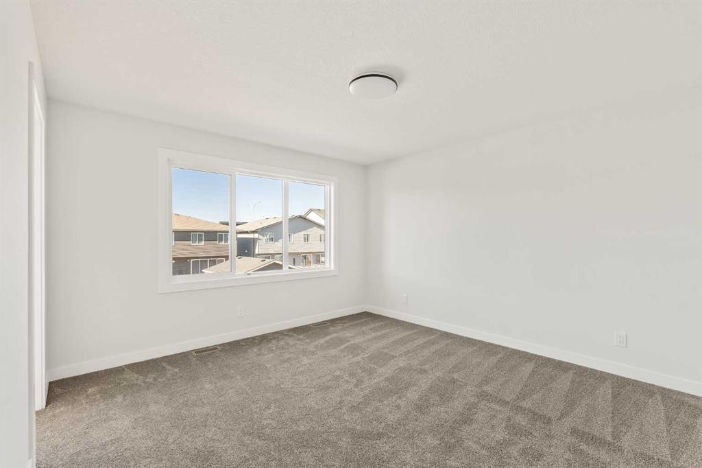 152 Creekstone Circle Southwest, Calgary – Residential Detached Listing Photo 21